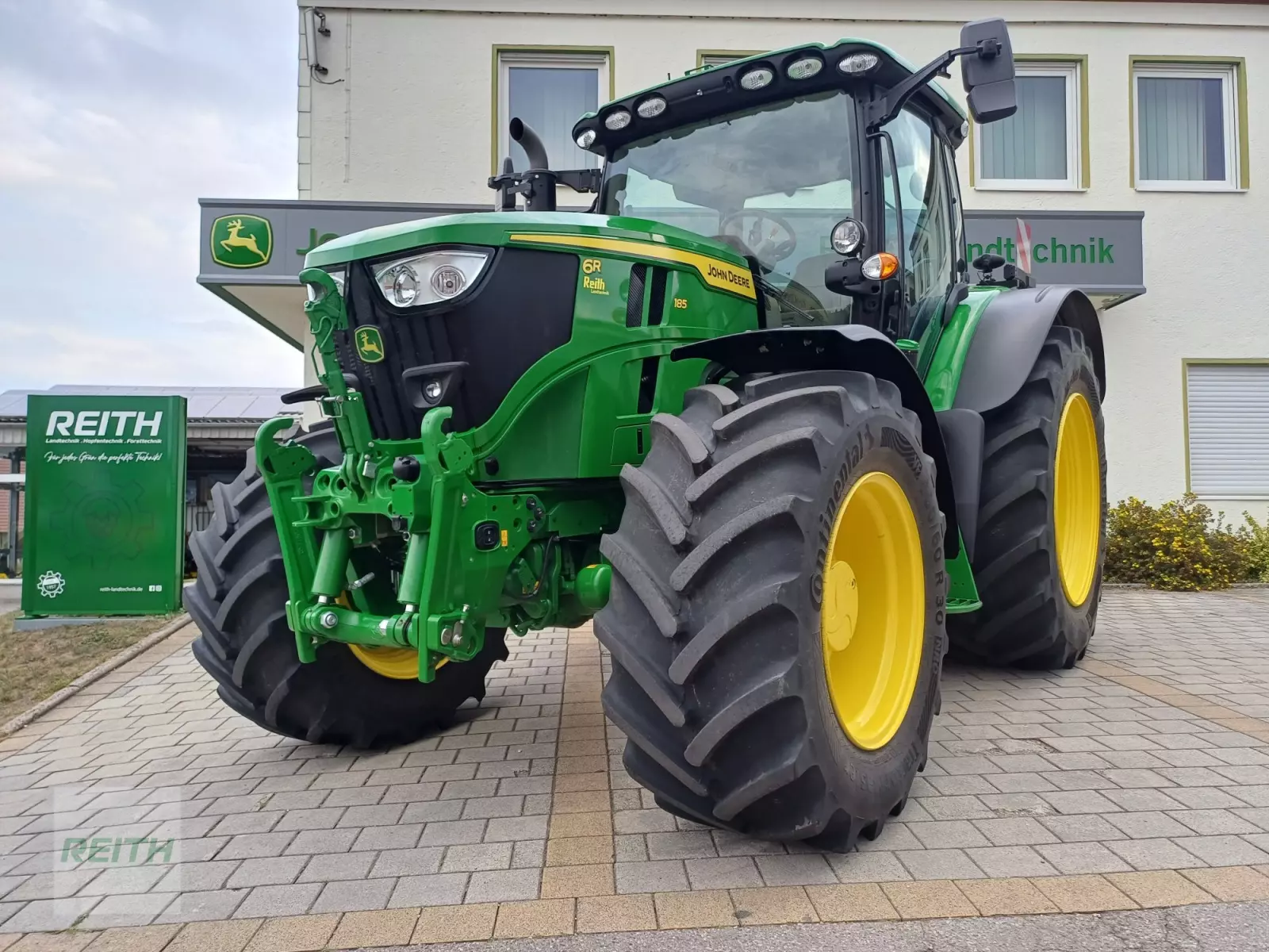John Deere Traktor 6R185